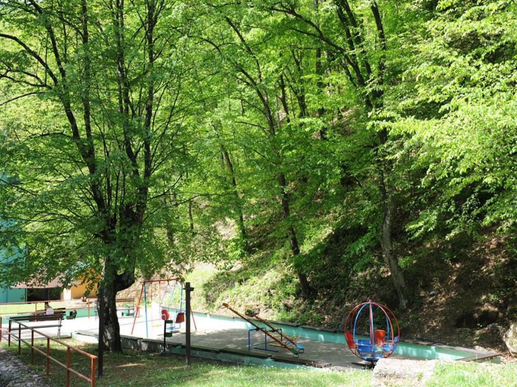 Gornja Trepča Guesthouse Edelnice מראה חיצוני תמונה