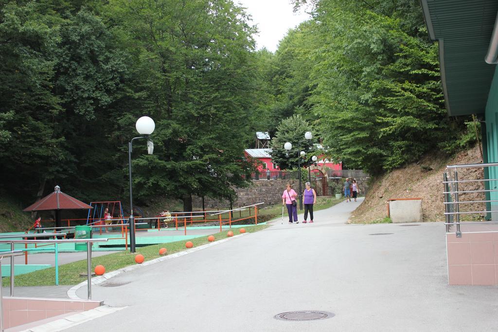 Gornja Trepča Guesthouse Edelnice מראה חיצוני תמונה